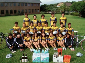 th_2009teamphoto.jpg